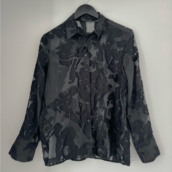 Zara Mixed Fabric Button Down Shirt - Picture 6 of 8